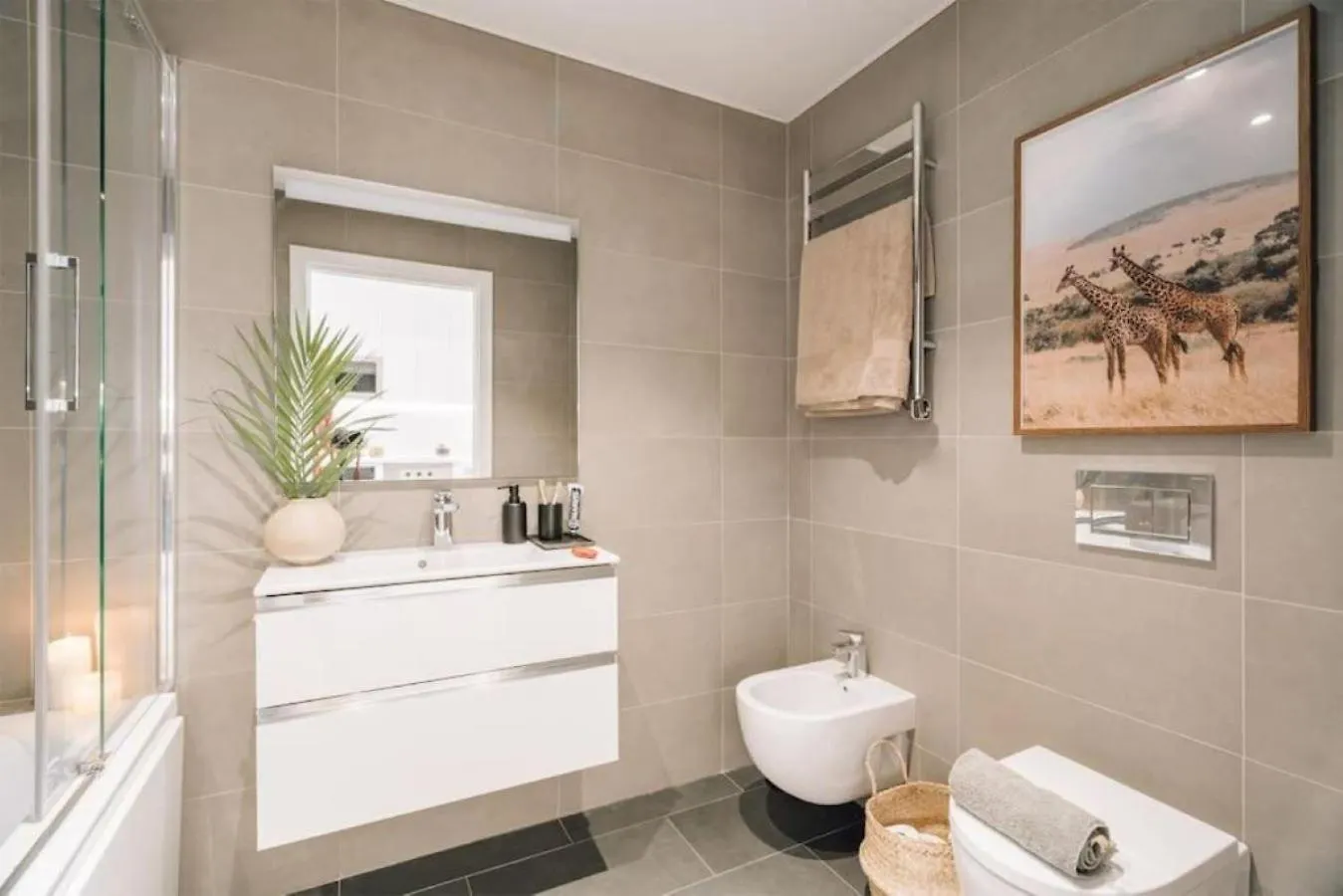 Batwa - 1 Bedroom In Passeig De Gracia 바르셀로나 0*,